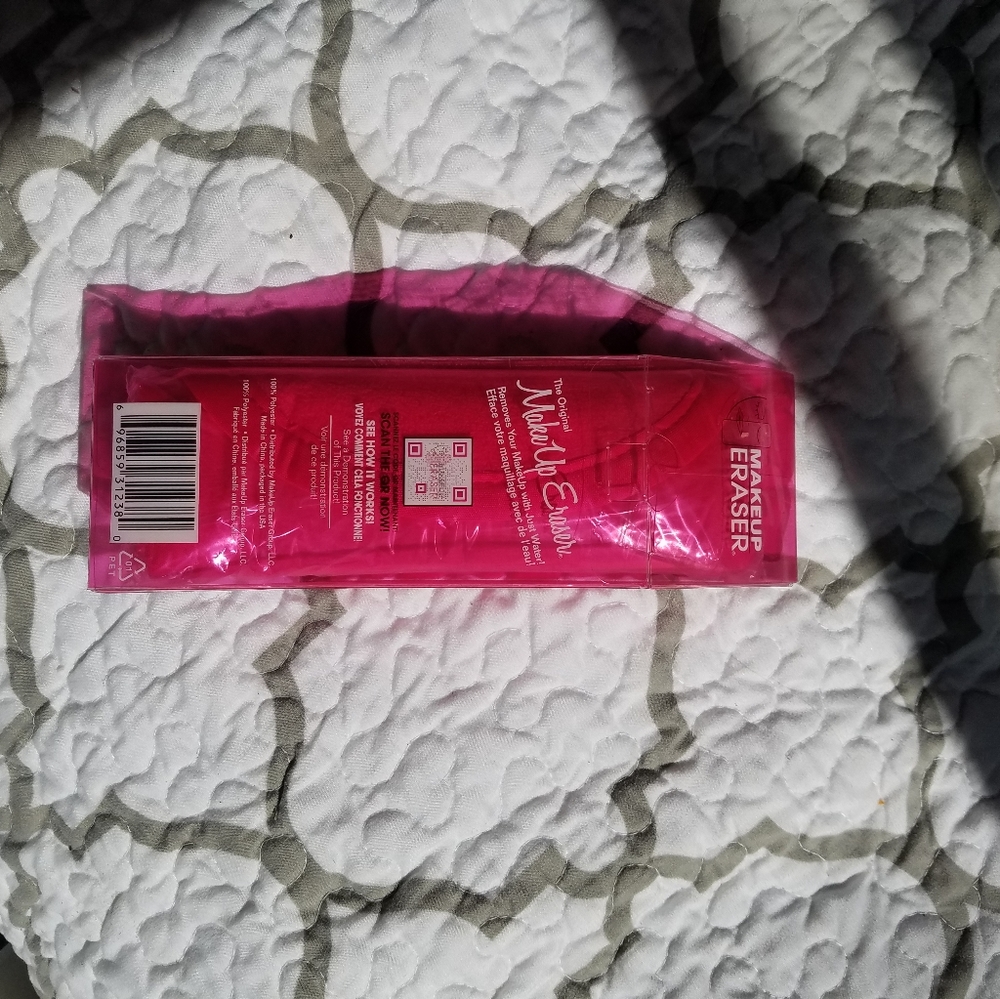 Makeup remover cloth - Picture 2 of 2